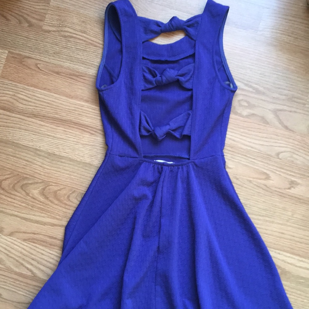 Formal Dress - Picture 6 of 8